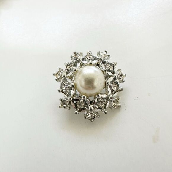 Vintage 60s Sarah Coventry Ultima Snowflake Pearl Crystal Pin - Picture 5 of 7